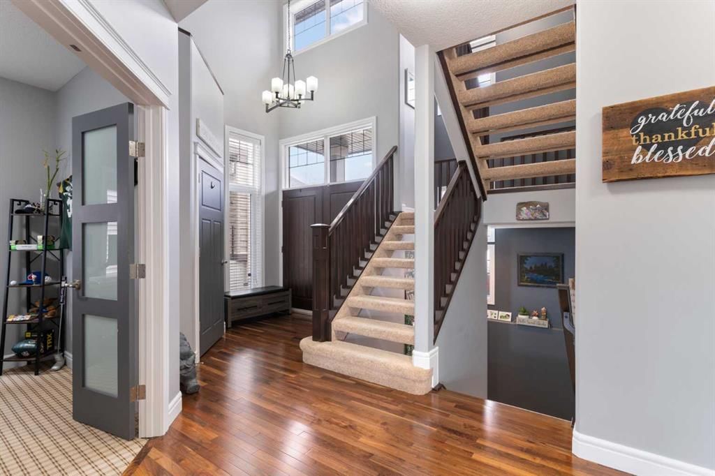 80 Sage Valley Park NW, Calgary — photo 5 of 49