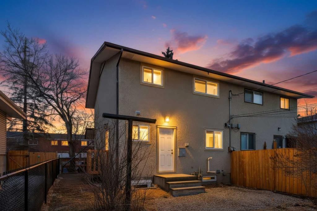 5610 Pensacola Crescent SE, Calgary — photo 2 of 33