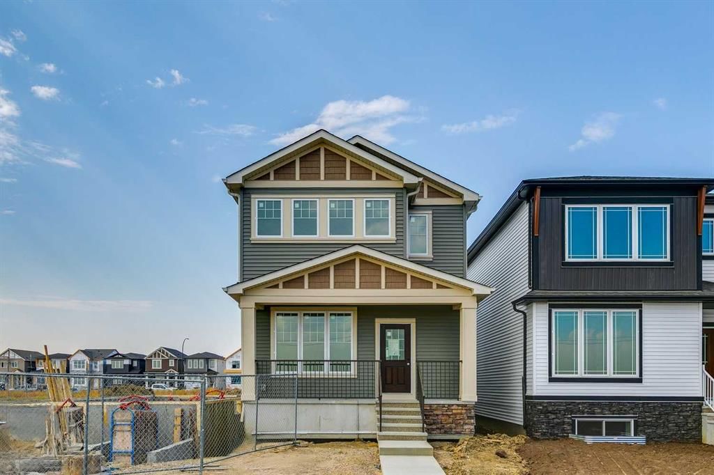 463 Hotchkiss Manor SE, Calgary — main listing photo