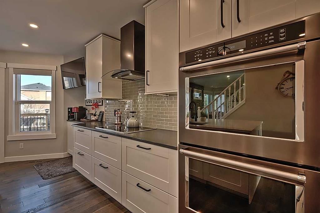 73 Valley Meadow Gardens NW, Calgary — photo 4 of 48