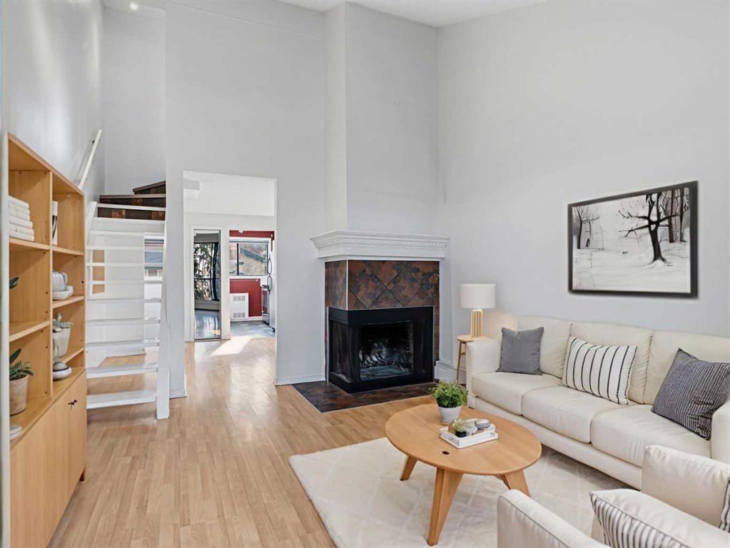 5, 2400 15 Street SW, Calgary — photo 3 of 36