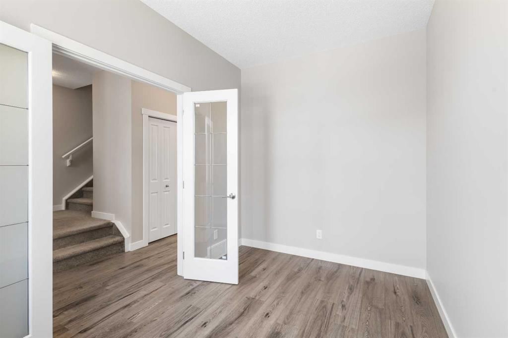 13 Howse Row NE, Calgary — photo 3 of 42