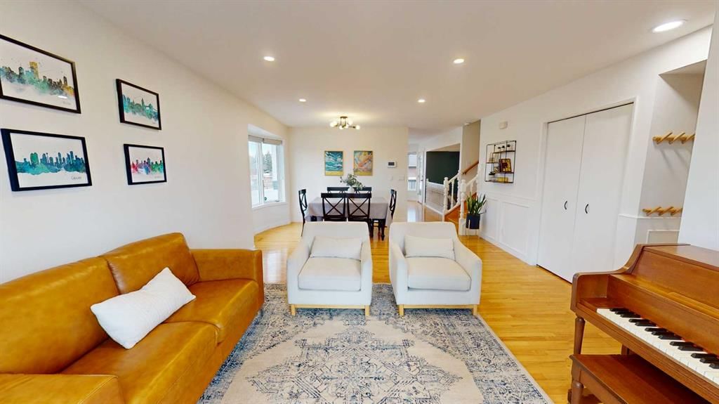 84 Sunmount Road SE, Calgary — photo 3 of 33