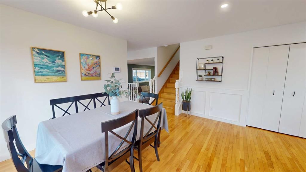 84 Sunmount Road SE, Calgary — photo 5 of 33