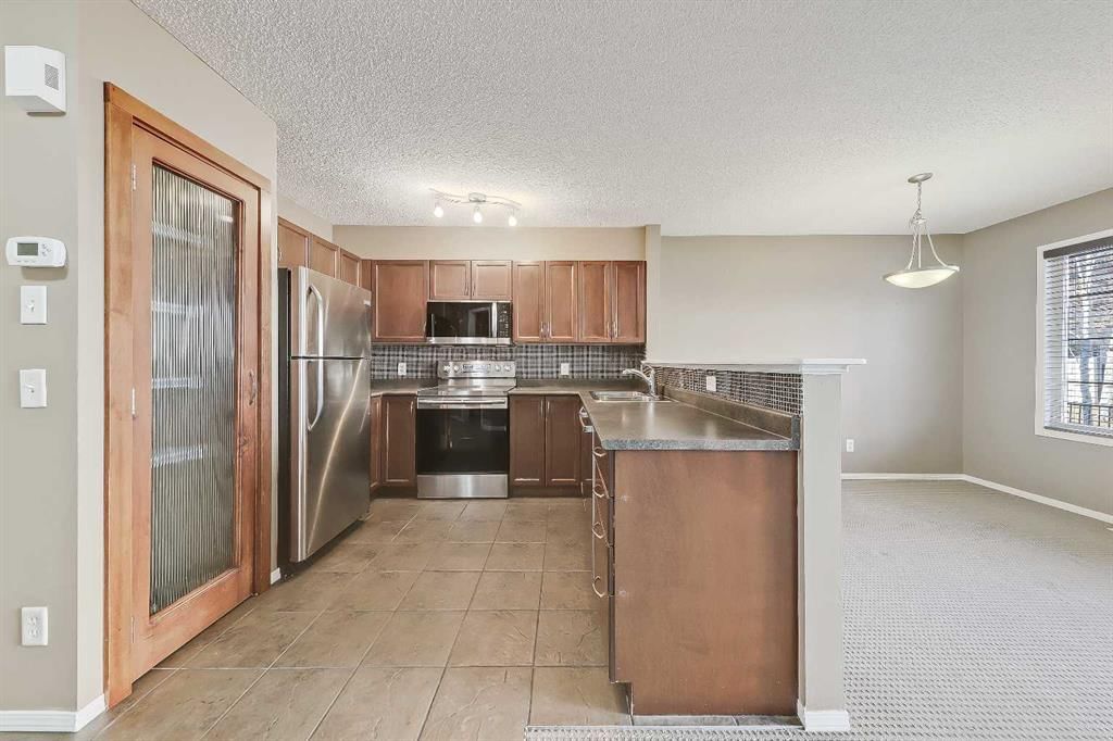 161 Eversyde Common SW, Calgary — photo 3 of 50