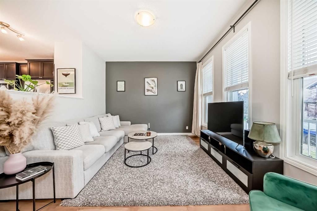 62 Nolanfield Heights NW, Calgary — photo 5 of 48