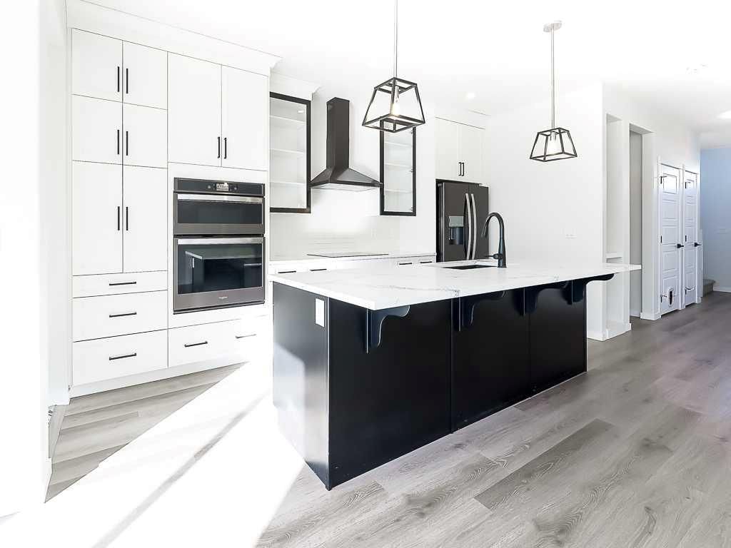 31 Belmont Gardens SW, Calgary — photo 2 of 31