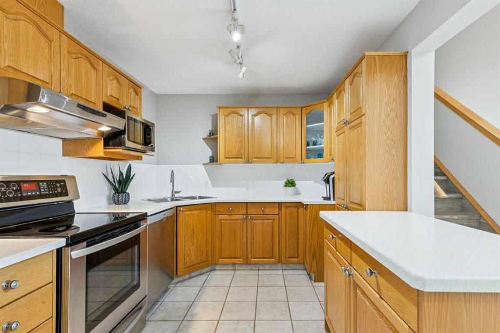 424, 649 Marsh Road NE, Calgary — photo 4 of 35