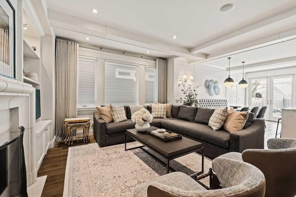 3211 7 Street SW, Calgary — photo 3 of 49