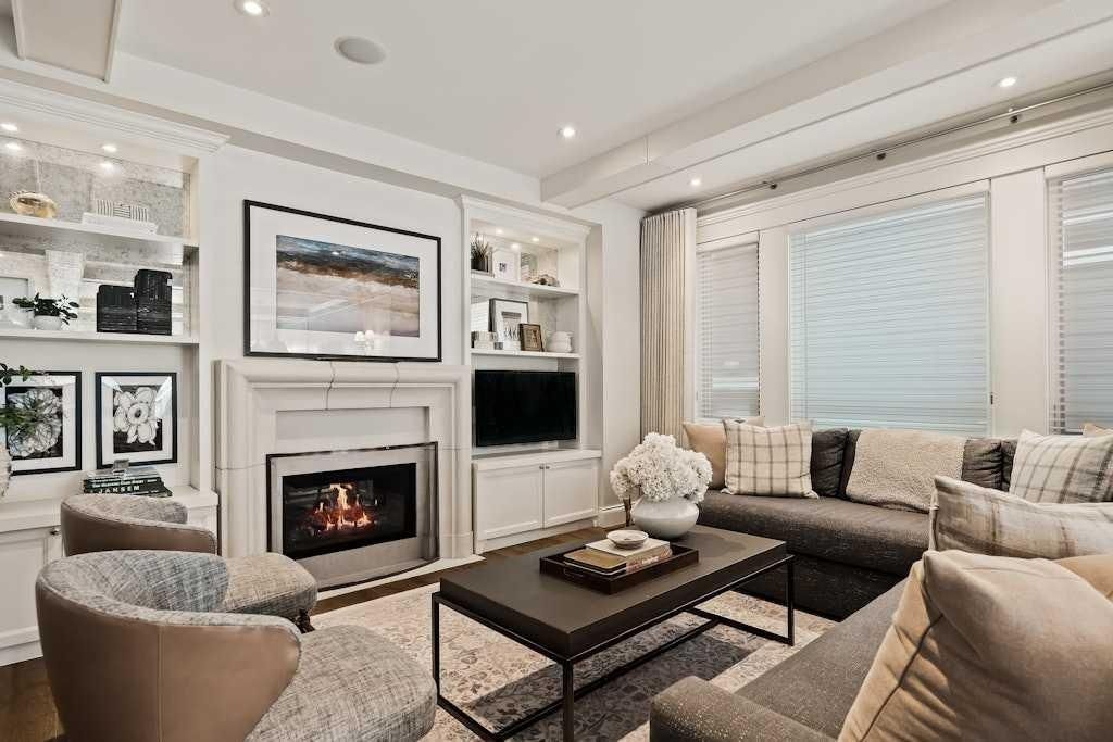 3211 7 Street SW, Calgary — photo 4 of 49