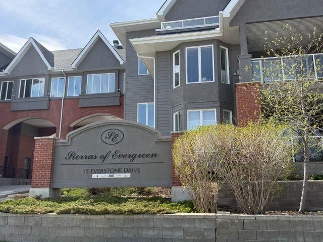 413, 15 Everstone Drive SW, Calgary — photo 2 of 35