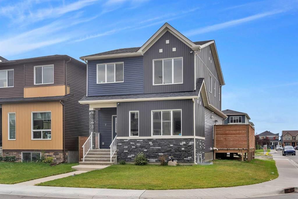 7 Corner Meadows Common NE, Calgary — photo 2 of 42