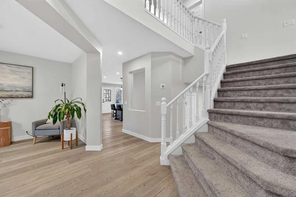 1764 Douglas Glen Grove SE, Calgary — photo 2 of 42