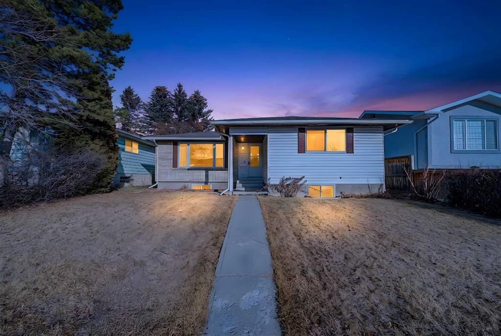 336 Penworth Way SE, Calgary — main listing photo