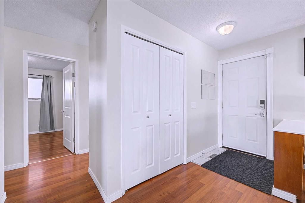 336 Penworth Way SE, Calgary — photo 2 of 50