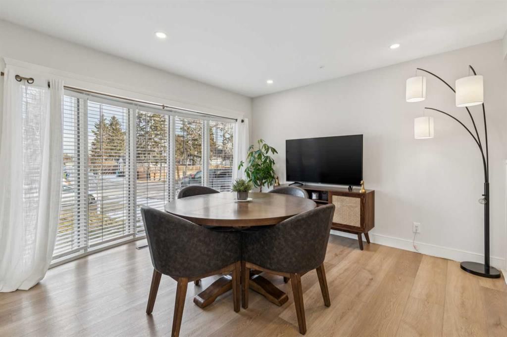 412 Athlone Road SE, Calgary — photo 3 of 45