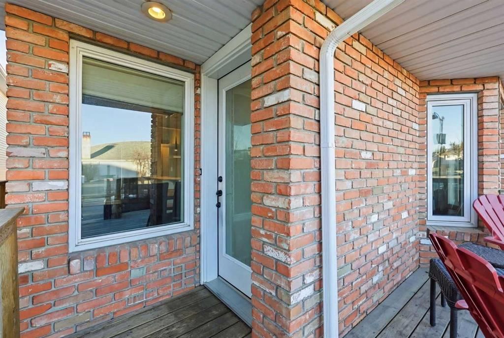1, 2121 34 Avenue SW, Calgary — photo 5 of 41