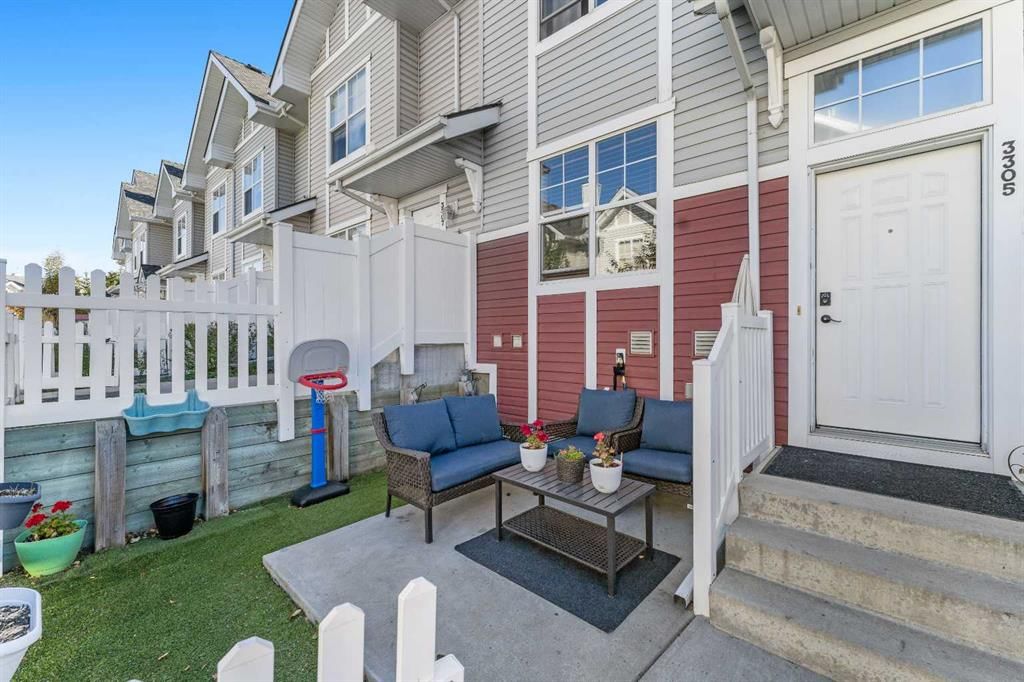 3305 New Brighton Gardens SE, Calgary — photo 3 of 39