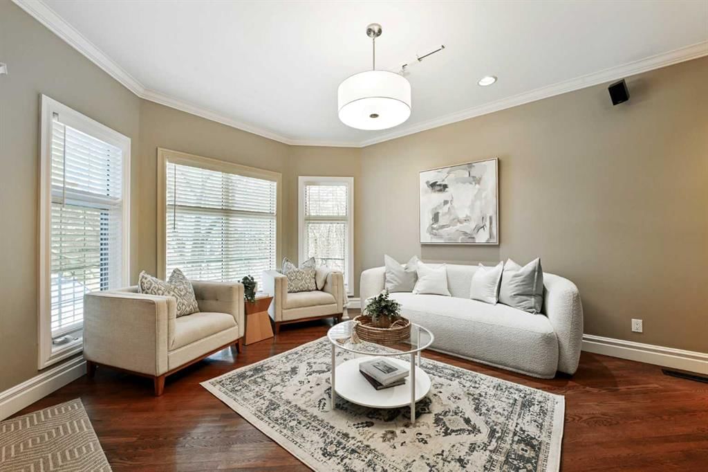 3821 1A Street SW, Calgary — photo 4 of 40