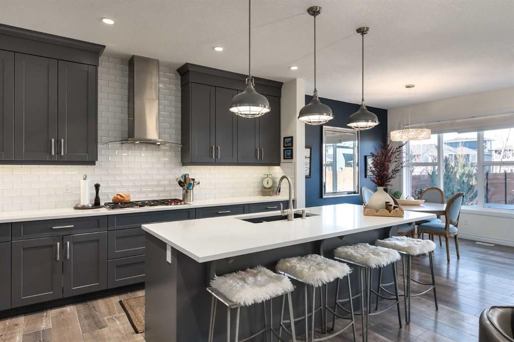 23 Cranbrook Green SE, Calgary — photo 3 of 50