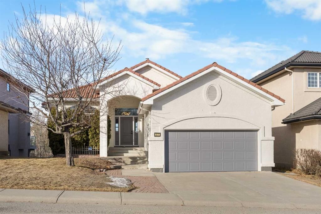 271 Hamptons Terrace NW, Calgary — main listing photo