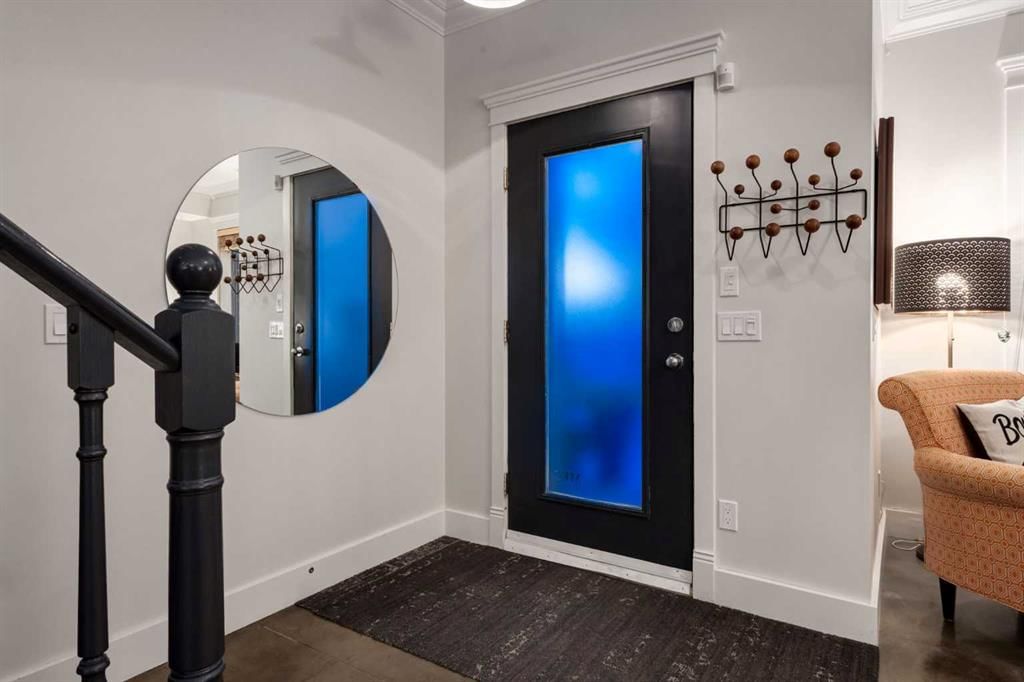 1, 1912 32 Street SW, Calgary — photo 4 of 50