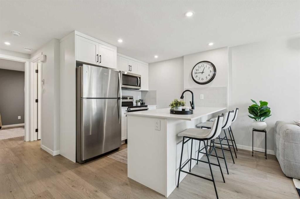 14679 1 Street NE, Calgary — photo 3 of 15