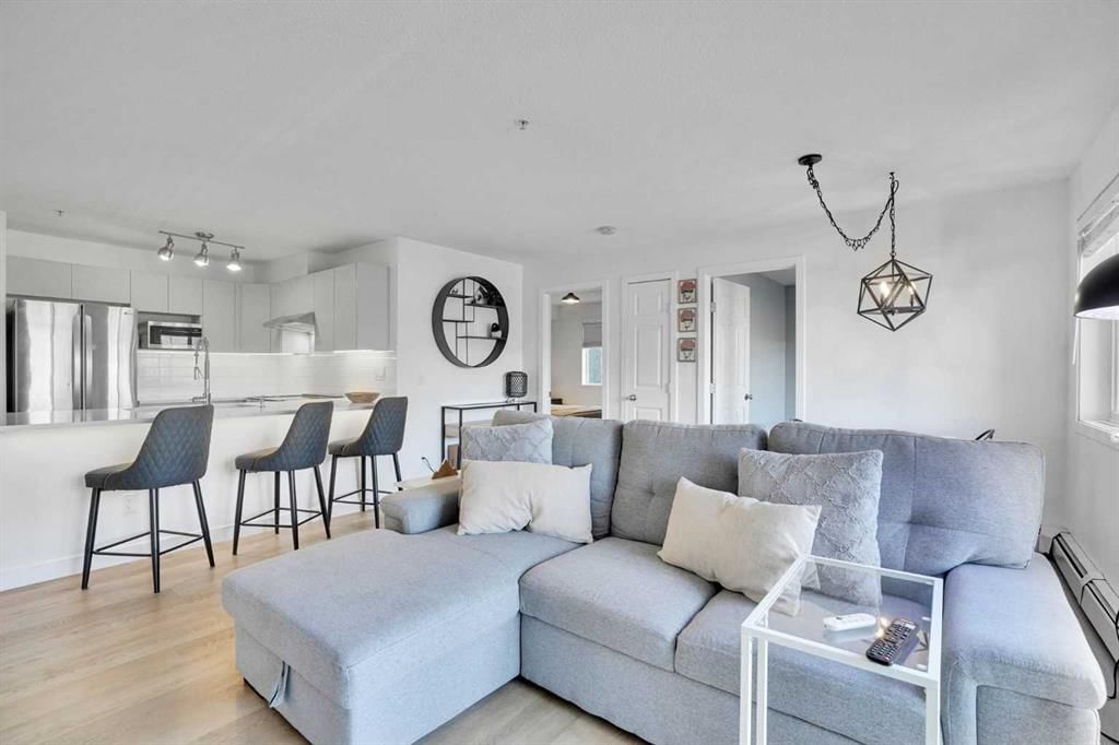 203, 1833 11 Avenue SW, Calgary — main listing photo