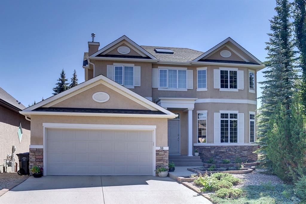 38 Discovery Ridge Green SW, Calgary — photo 2 of 50