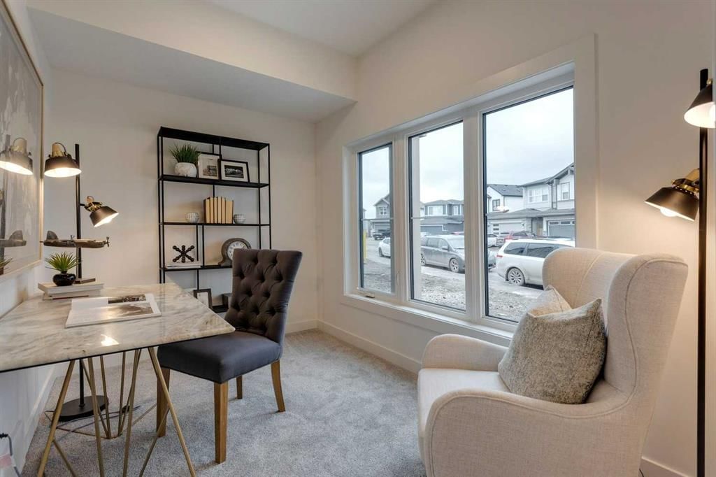 12 Belvedere Terrace SE, Calgary — photo 5 of 37