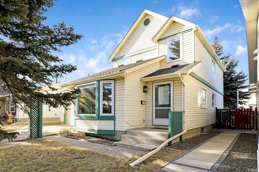 220 Scenic Way NW, Calgary — photo 2 of 41
