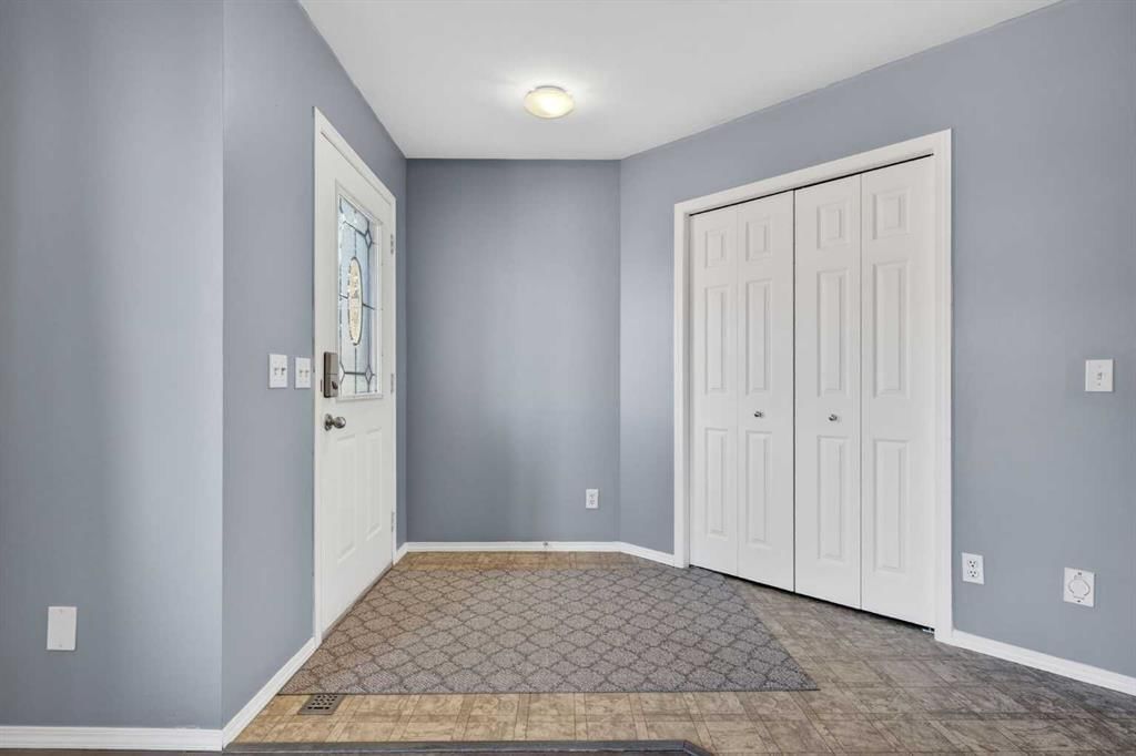 83 Tarington Way NE, Calgary — photo 4 of 50