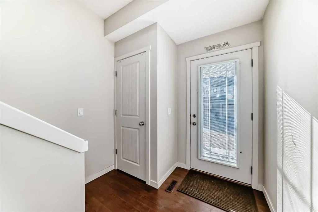 48 copperpond Landing SE, Calgary — photo 2 of 26