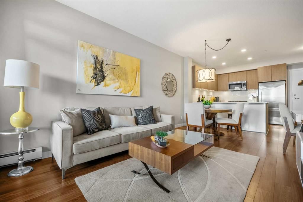 128, 823 5 Avenue NW, Calgary — main listing photo