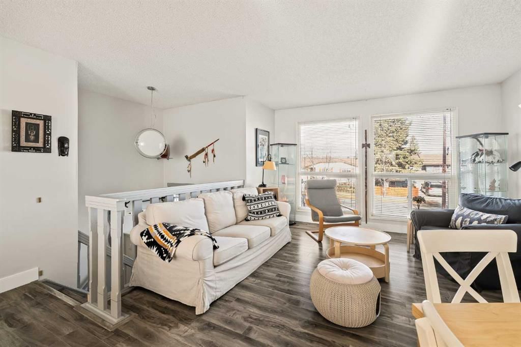 5919 Temple Drive NE, Calgary — photo 5 of 49