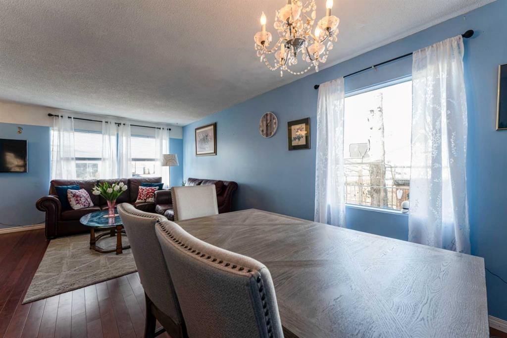 314 Olympia Crescent SE, Calgary — photo 5 of 42