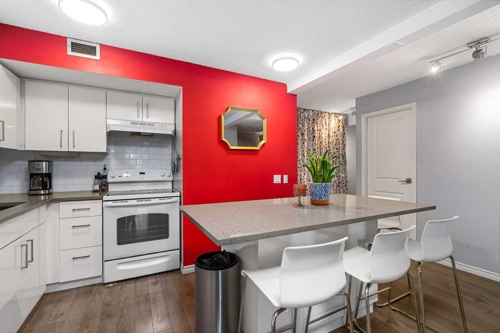 306, 1900 25A Street SW, Calgary — main listing photo