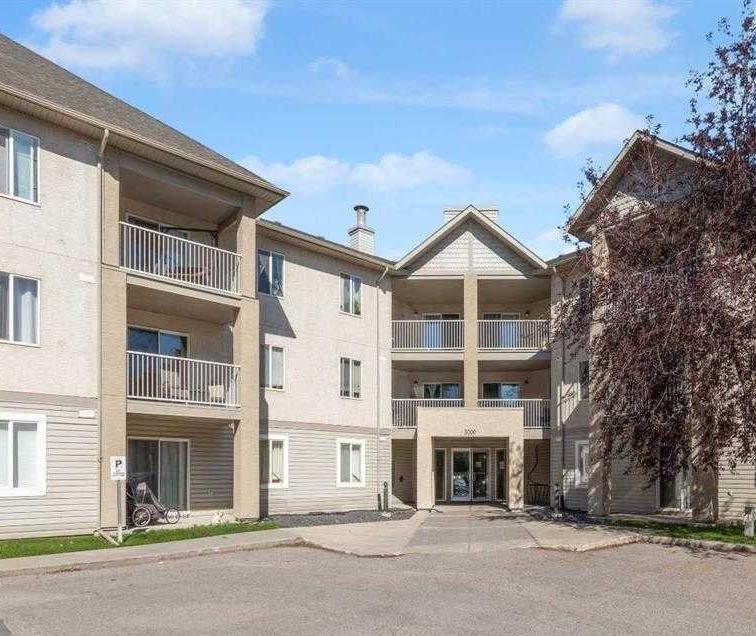 110, 1000 Citadel Meadow Point NW, Calgary — photo 2 of 20