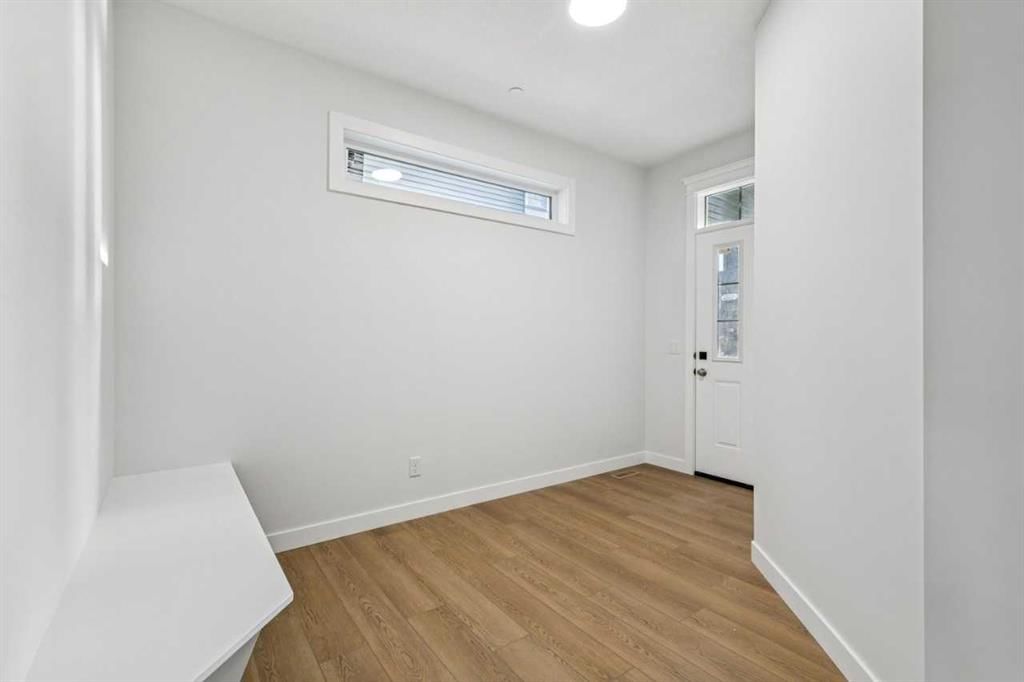 144 Hotchkiss Common SE, Calgary — photo 4 of 42