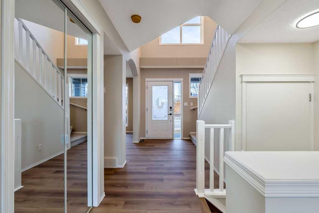 14 Tuscany Springs Rise NW, Calgary — photo 5 of 43
