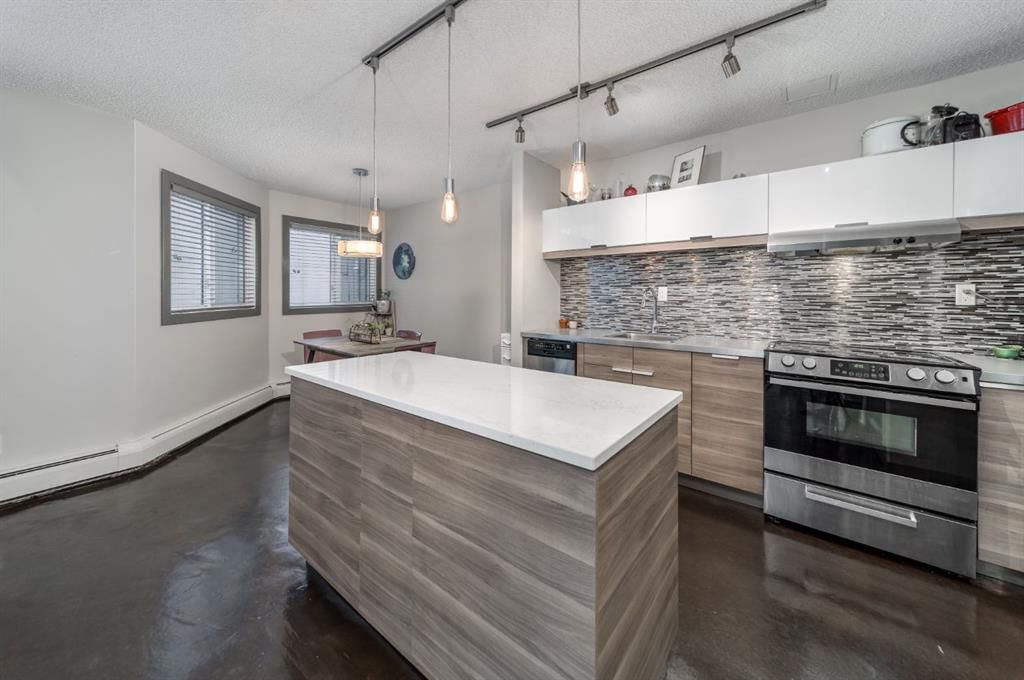 17, 711 3 Avenue SW, Calgary — photo 4 of 33