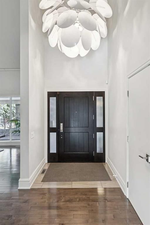 336 Pump Hill Gardens SW, Calgary — photo 4 of 50