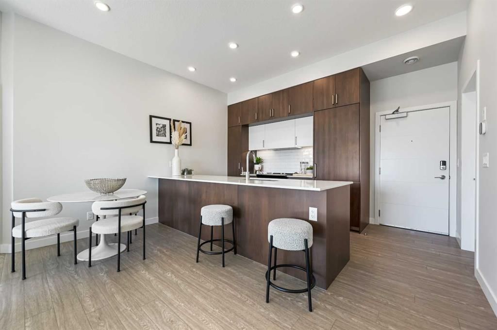 422, 255 Les Jardins Park SE, Calgary — main listing photo