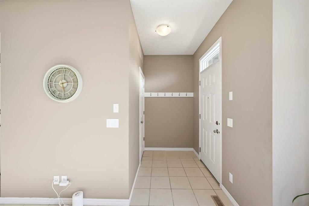 69 Skyview Springs Crescent NE, Calgary — photo 3 of 50
