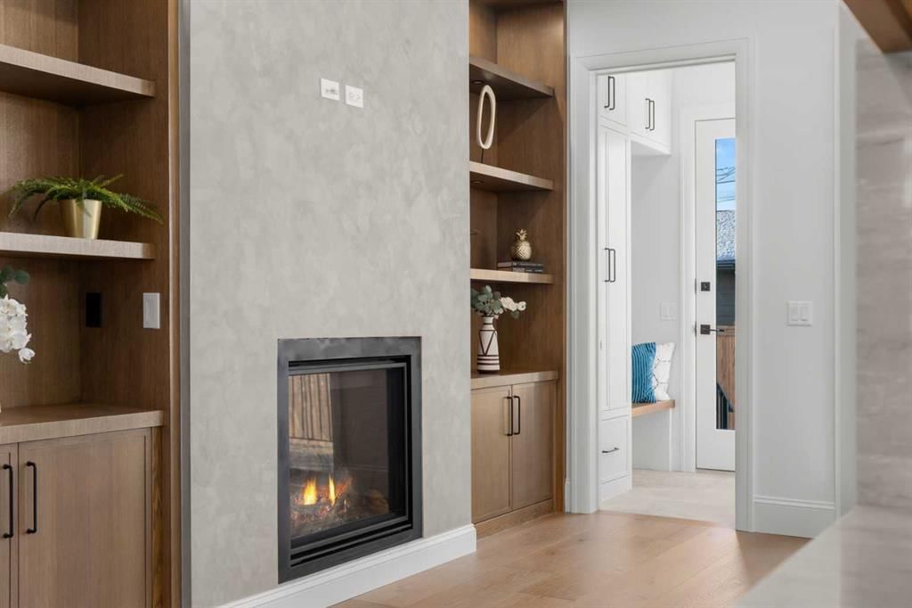 1519 32 Avenue SW, Calgary — photo 5 of 23