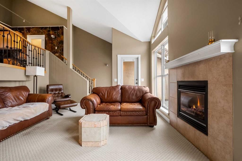 702 Patterson View SW, Calgary — photo 2 of 42