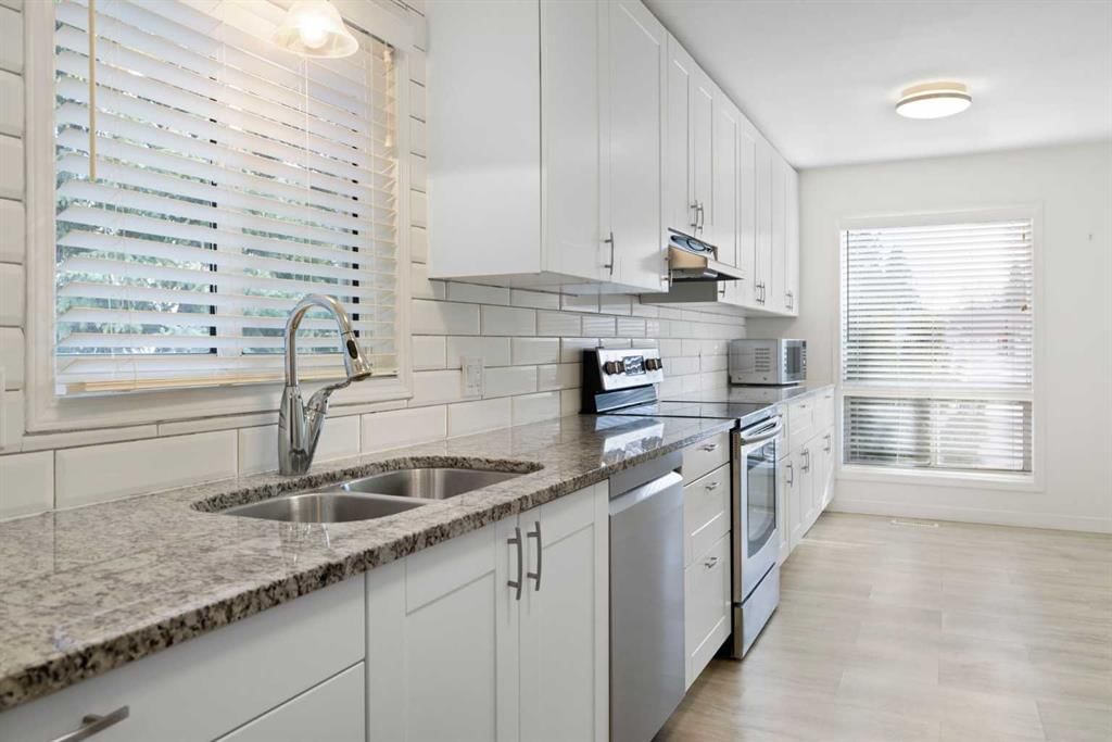 84 Deer Ridge Close SE, Calgary — photo 4 of 41
