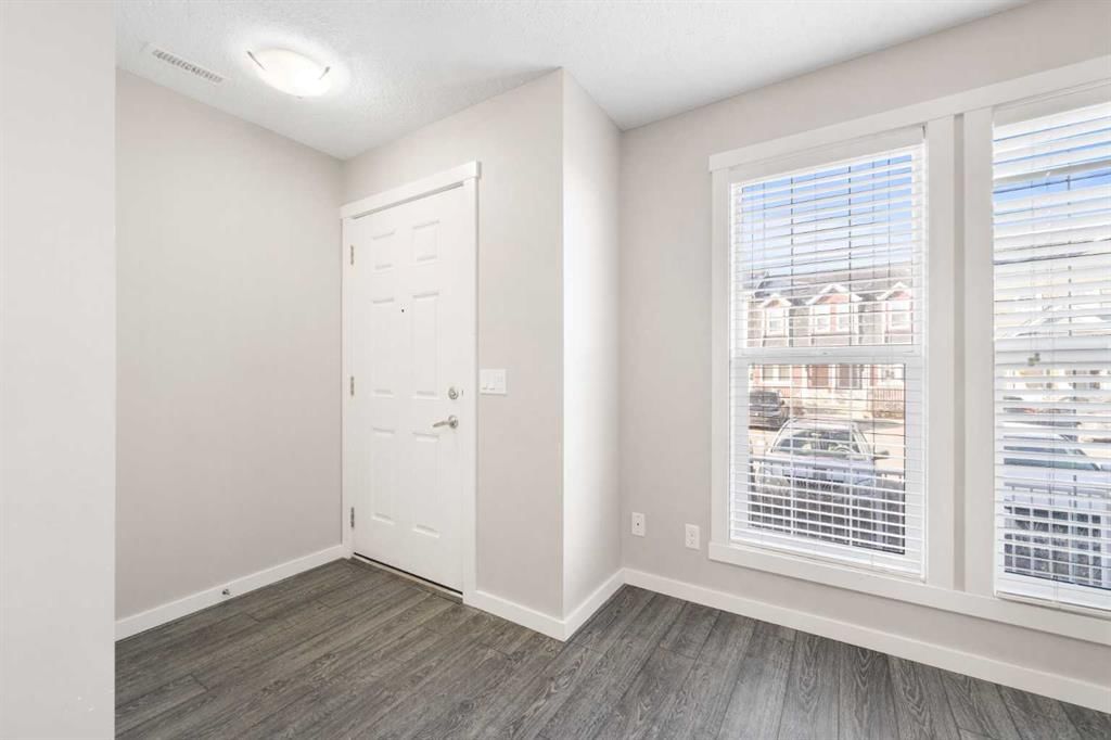 514 Auburn Bay Circle SE, Calgary — photo 2 of 33