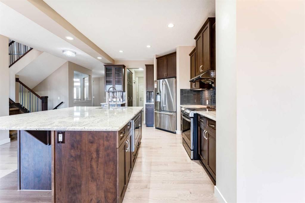 95 Evansdale Common NW, Calgary — photo 5 of 50