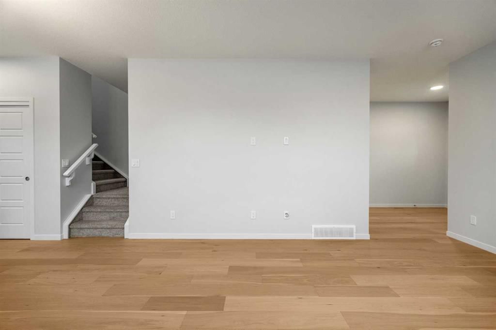 64 Homestead View NE, Calgary — photo 4 of 50